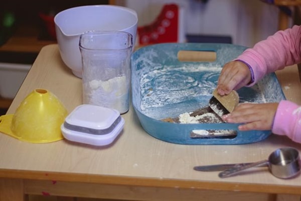 meaningful sensory experiences in the montessori classroom & connections to home - montessori works
